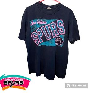 Vintage Spurs tee size large